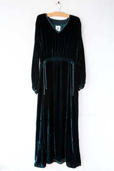 slim fit dress slacks Green Unique Feather Cuff Velvet Long-Sleeve Dress – Sassymyprom main image 1