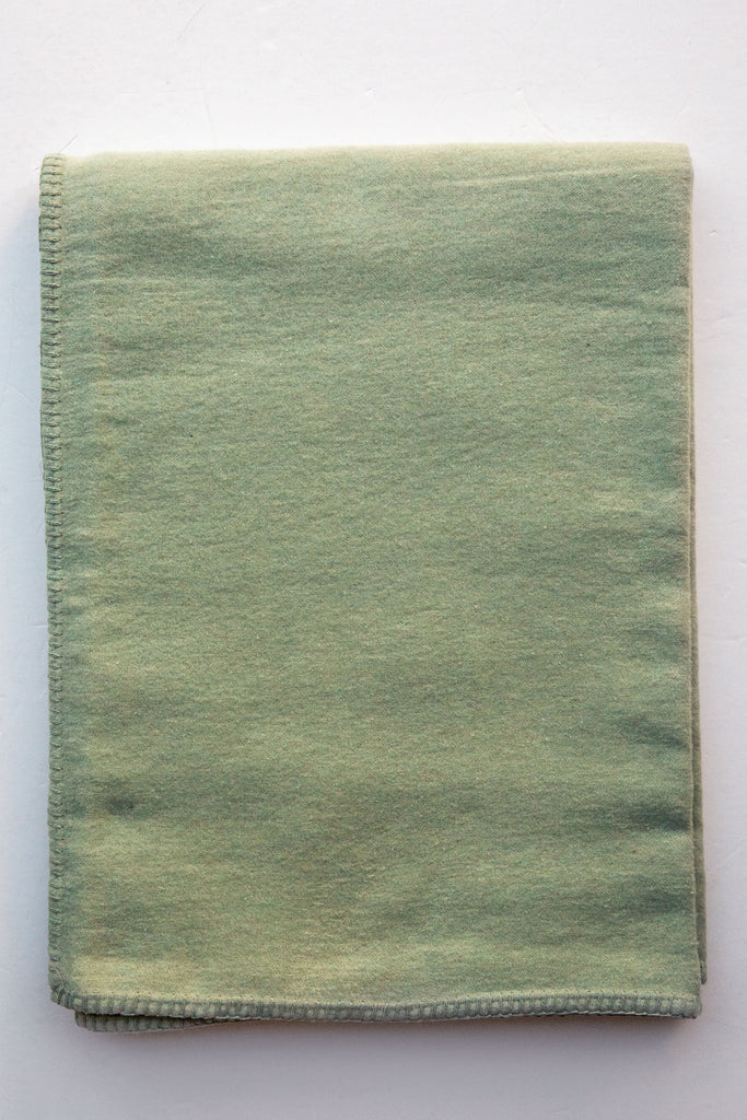 Sylt Solid Stitch Glass Green Blanket