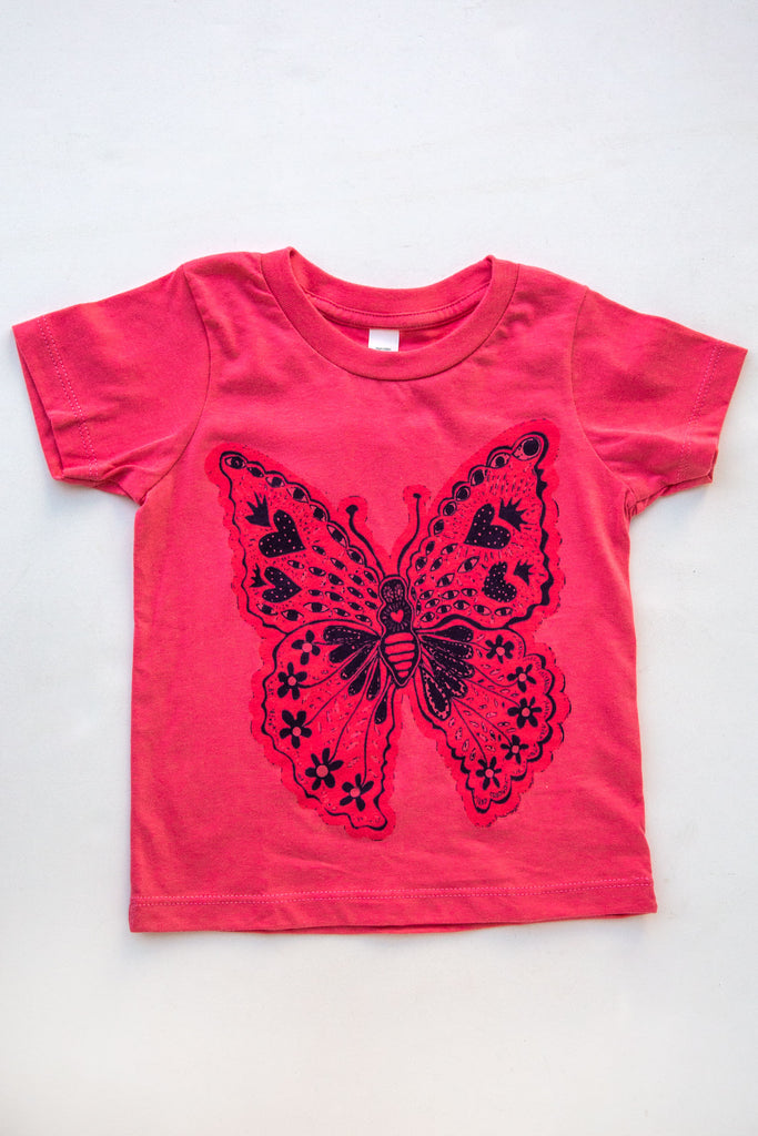 lucky fish coral monarch tee