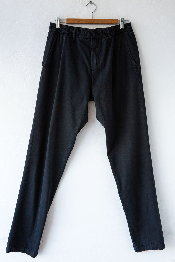 Freddy Pant