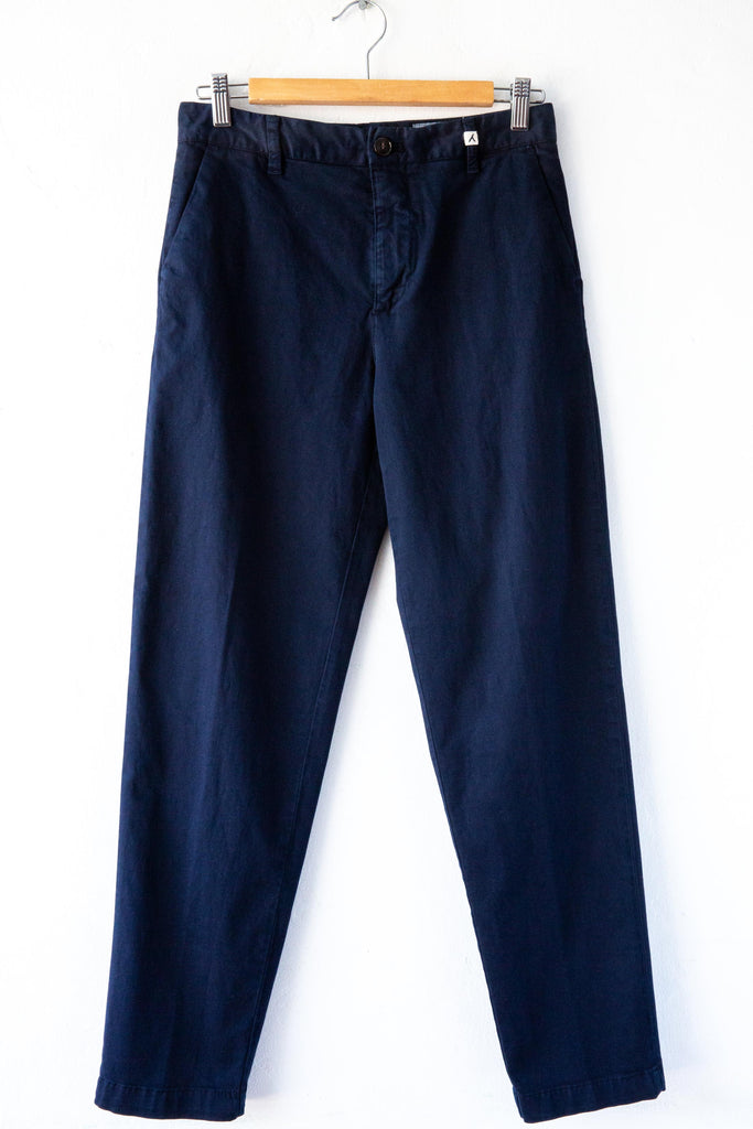 Soft Twill Slim Leg