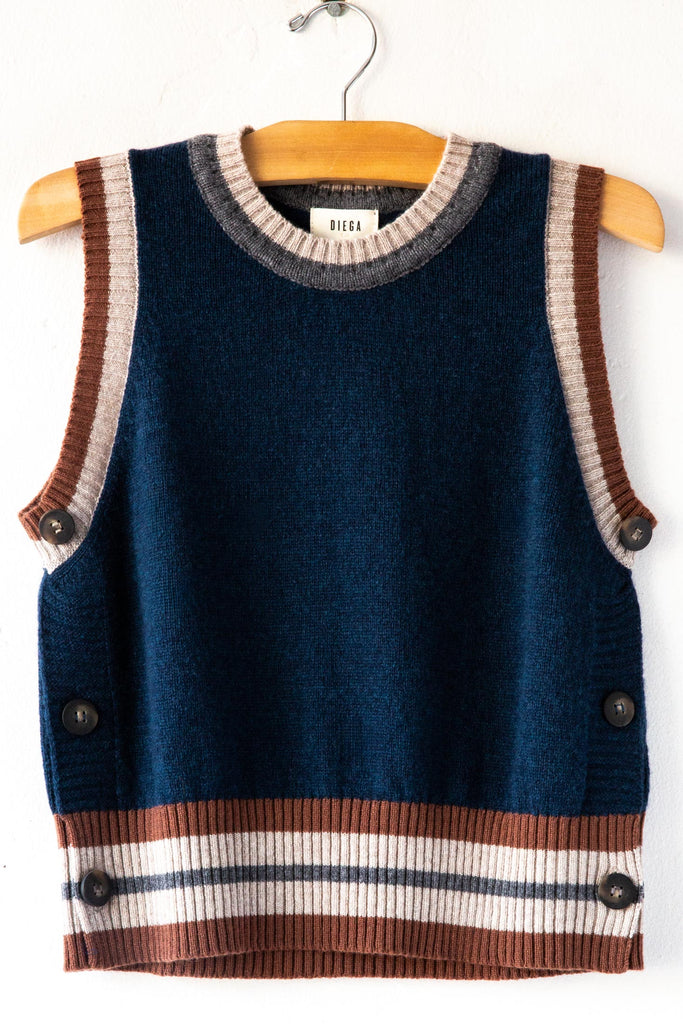 Pumio Vest