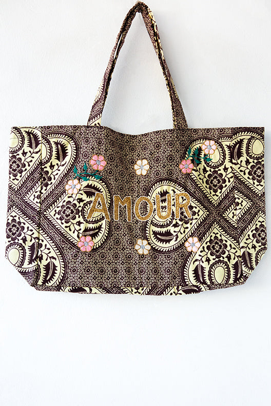 Amour Tote