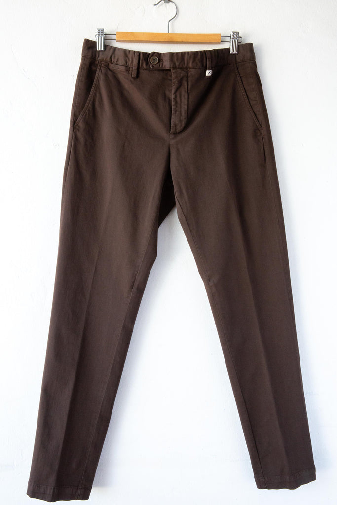 Zeus Slim Leg Pant