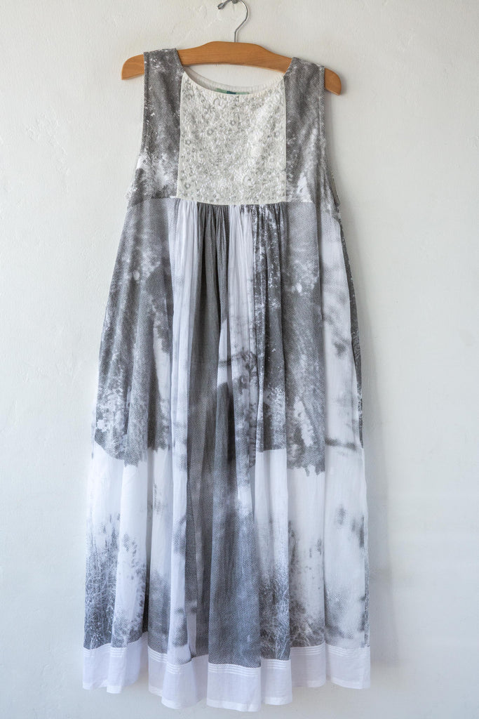 Gather SL Emb Dress