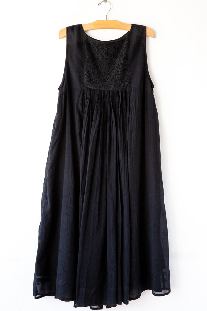 Gather SL Emb Dress