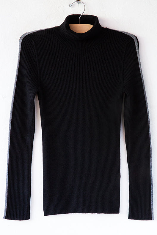 Ribbed Turtleneck