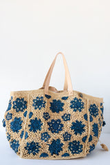 Akora Tote