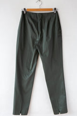 Flat Front Capri