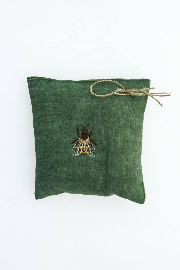 Lavender Bee Emb Sachet
