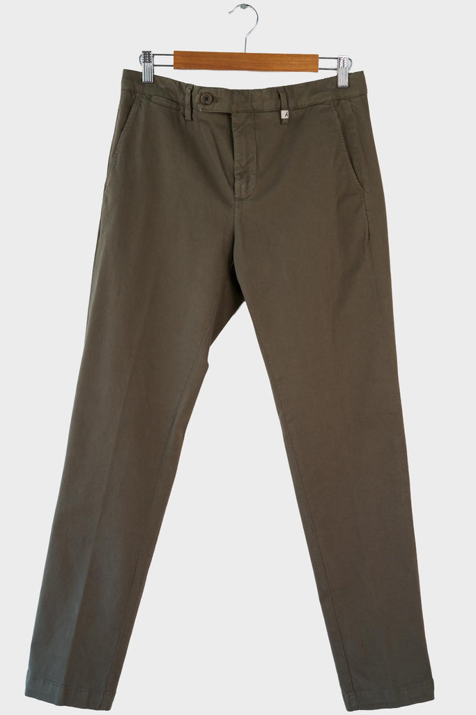 Zeus Slim Leg Pant