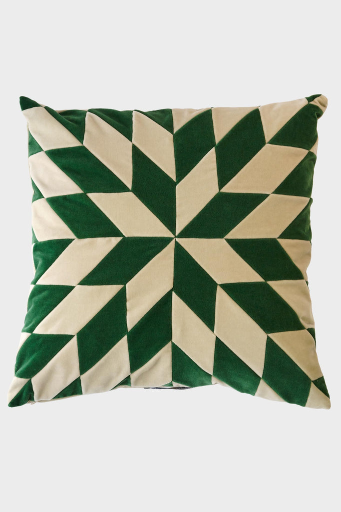 Nova Cushion