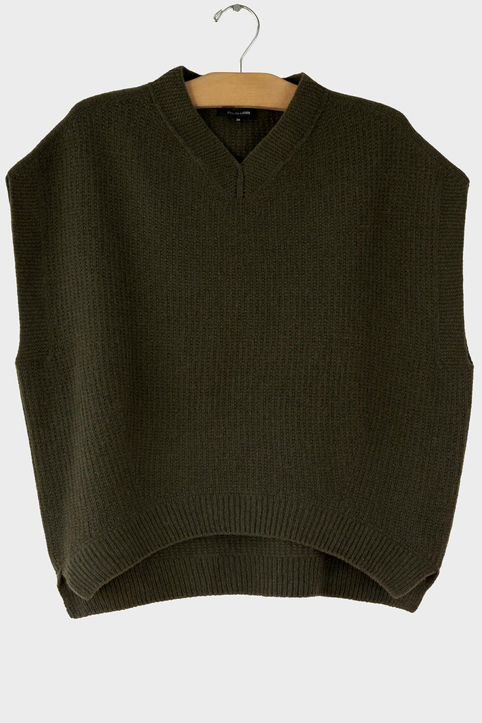 Patterned V-Neck Vest