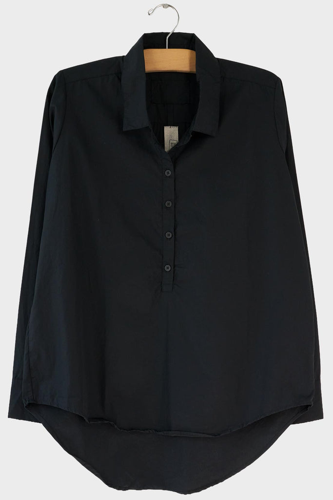 D-P 271 Poplin Button Up