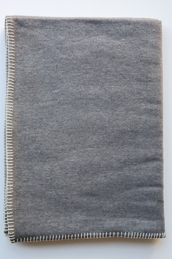 Sylt Solid Stitch Blanket Mid Grey