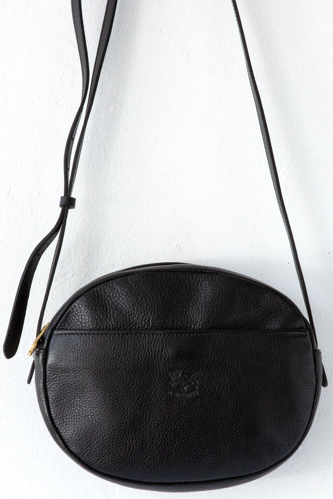 Lorenzo  Travel bag in vintage leather color black – Il Bisonte